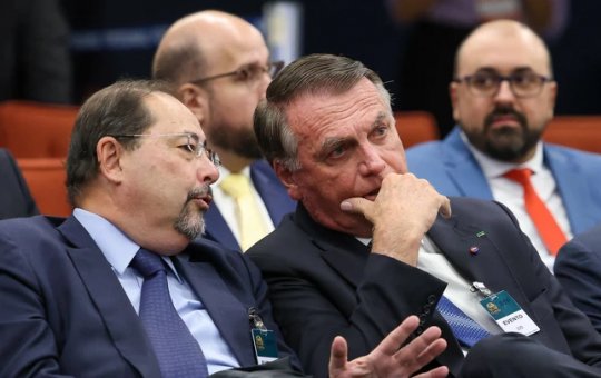Defesa de Bolsonaro tem até esta segunda para recorrer da condenação no STF