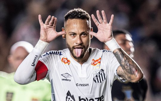 Neymar critica reportagem sobre possível não renovação com o Santos: “Bando de idiota”