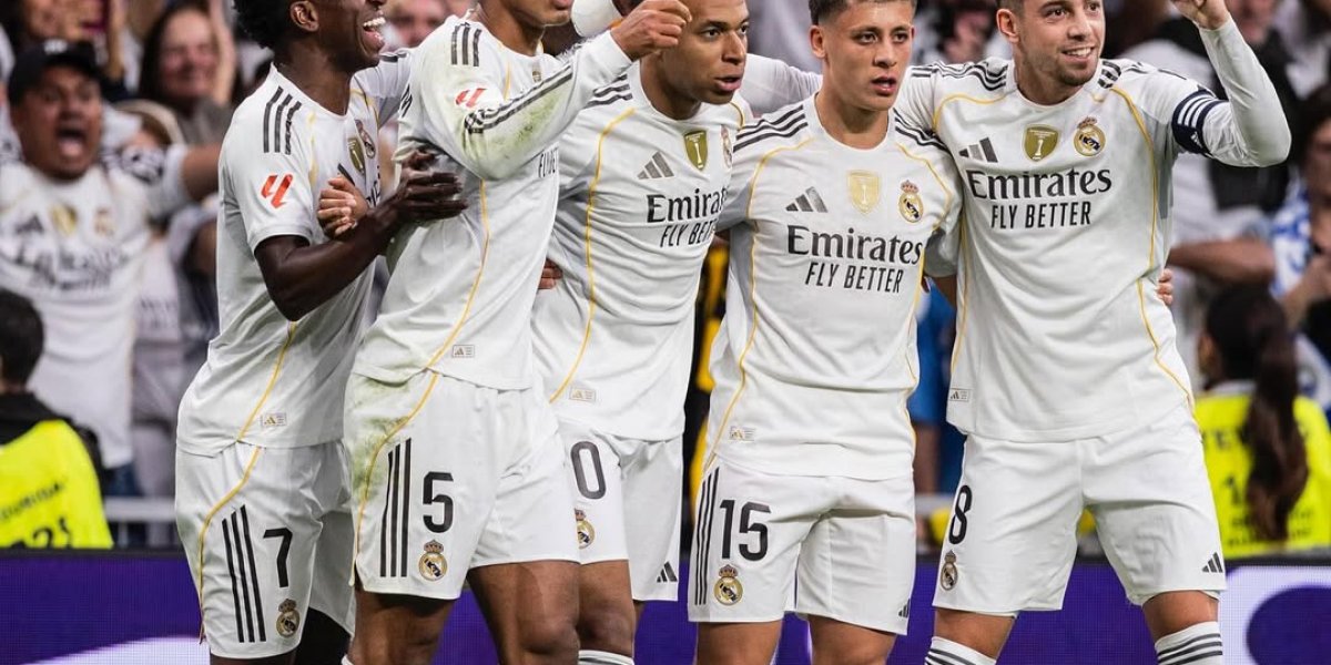 Jogadores do Real Madrid em comemoração de gol