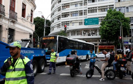 Rio de Janeiro retoma normalidade após operação policial mais letal da história