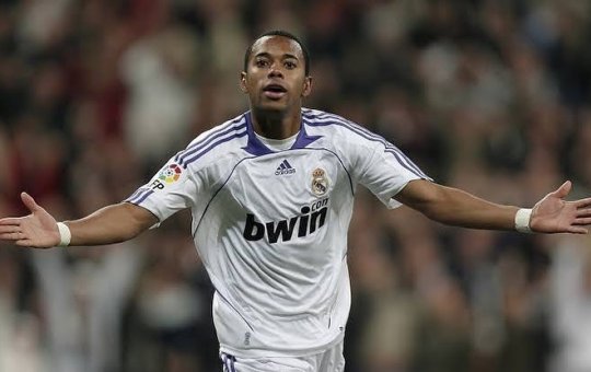 Chefe? Robinho revela rotina na prisão e comenta sobre ser possível liderança