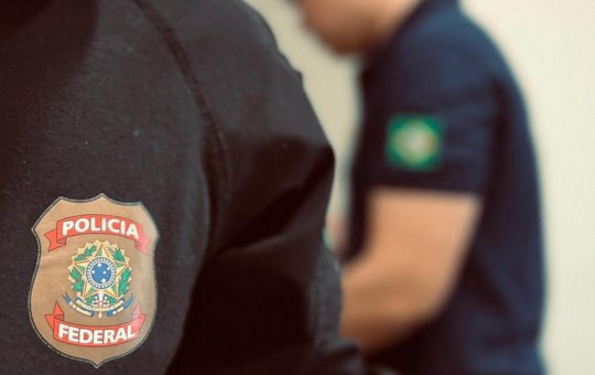 Mulher é presa no aeroporto de Salvador com cápsulas de cocaína no corpo e nas roupas