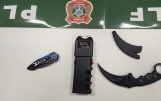 Três homens são presos ao tentar entrar no Congresso com armas de choque e canivetes