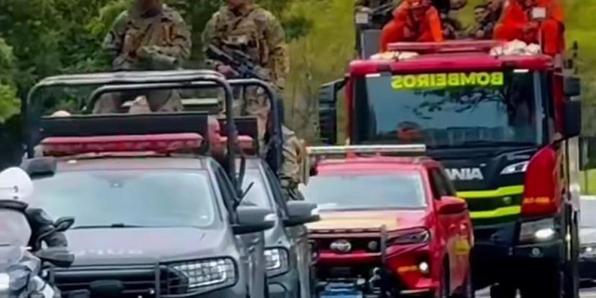 Corpos de policiais mortos em megaoperação são homenageados durante cortejo no Rio de Janeiro