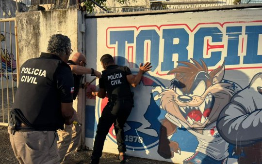 Quatro integrantes de torcida organizada são presos durante operação da Polícia Civil