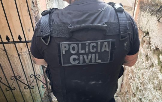 Homem é preso após incendiar a própria casa durante discussão com o irmão em Guanambi