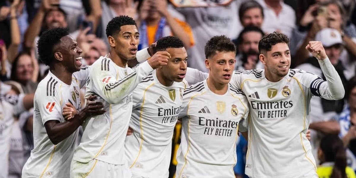 Jogadores do Real Madrid comemorando gol