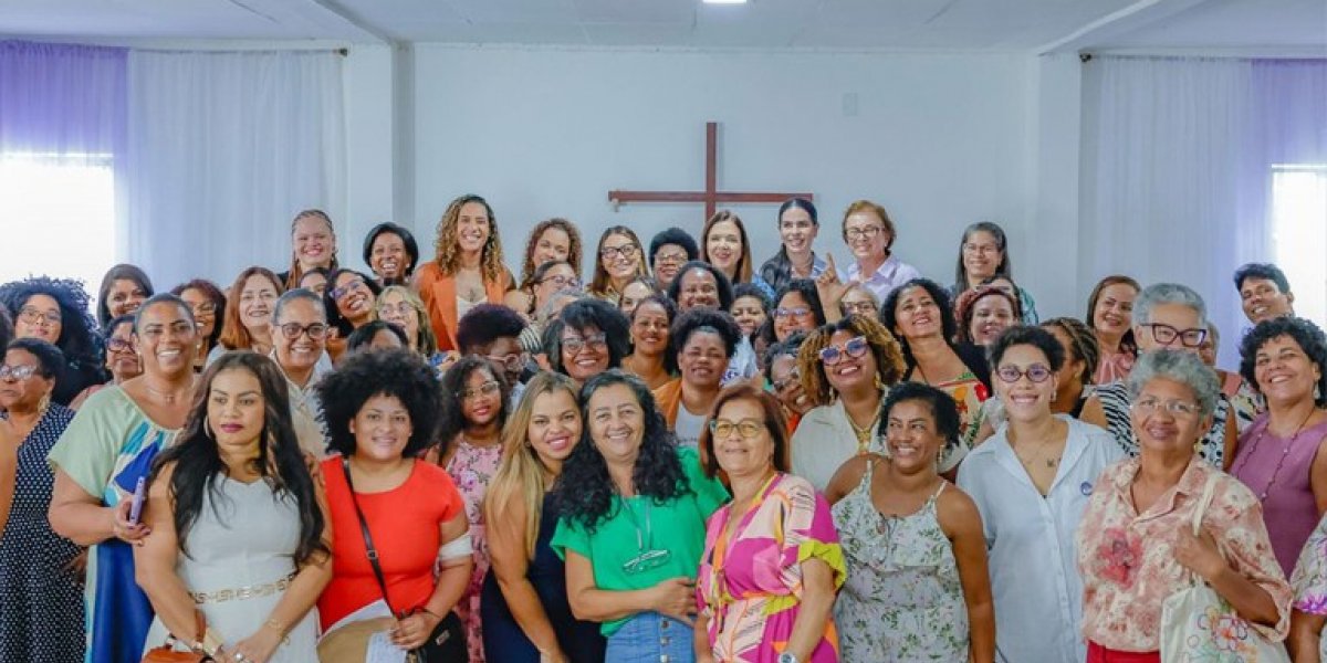 Anielle Franco e Janja da Silva dialogam com mulheres evangélicas em Salvador