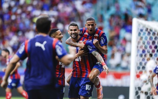 Com dois gols de William José e retorno de Everton Ribeiro, Bahia vira em cima do RB Bragantino