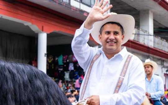 Prefeito é assassinado a tiros durante festa tradicional no México