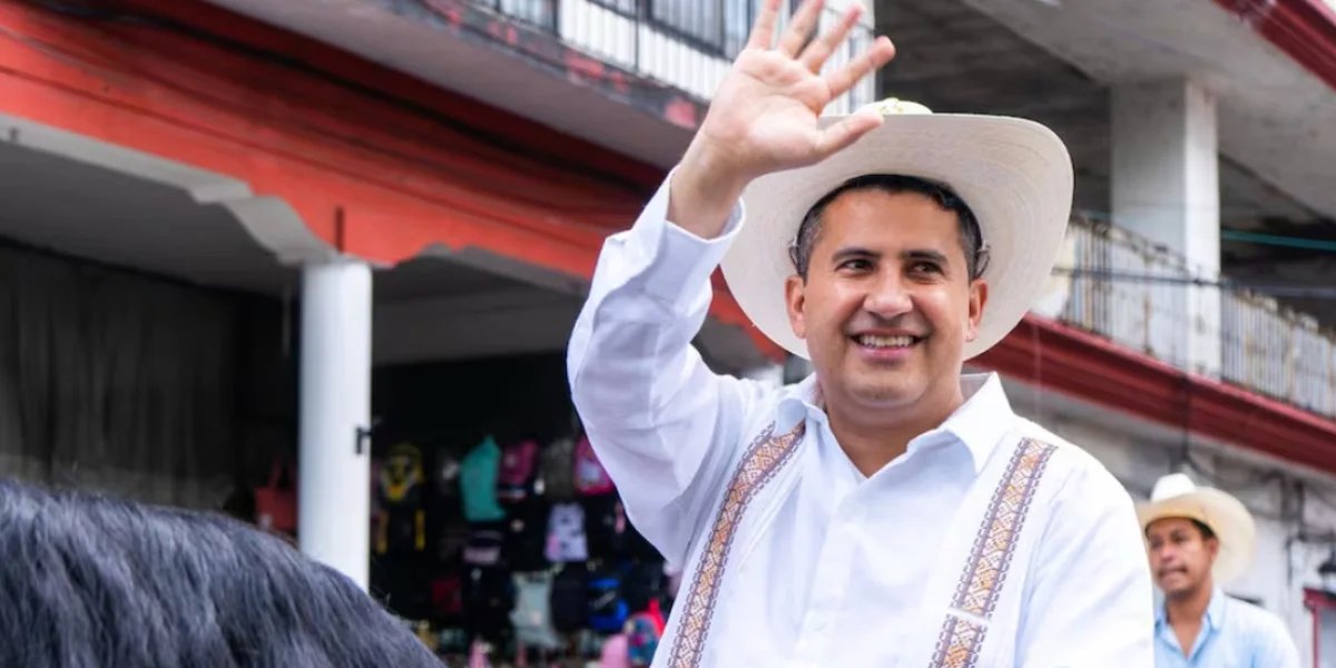 Prefeito é assassinado a tiros durante festa tradicional no México