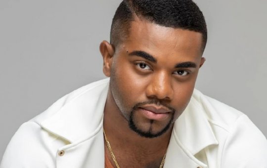 Derrotado por Sacha Bali, Davi Brito chama ex-BBB Bambam para o ringue: "Vou pegar você"