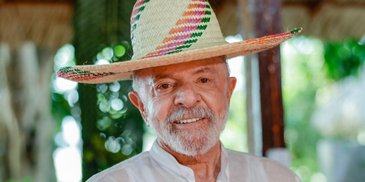 Em Belém, Lula se hospeda em barco com capacidade de hotel durante a COP30