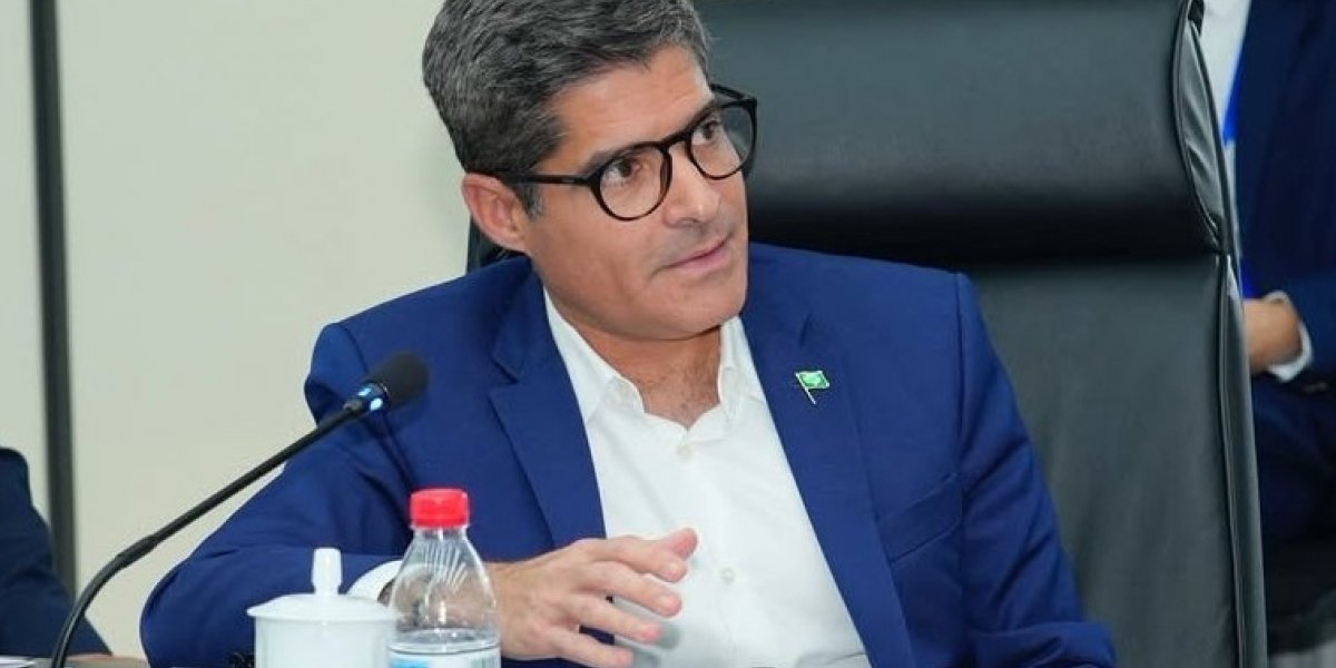 ACM Neto nega boatos e afirma que será candidato nas eleições de 2026