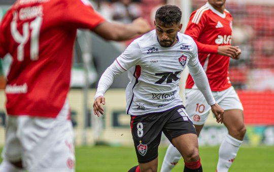 Vitória x Internacional: Onde assistir, prováveis escalações e arbitragem