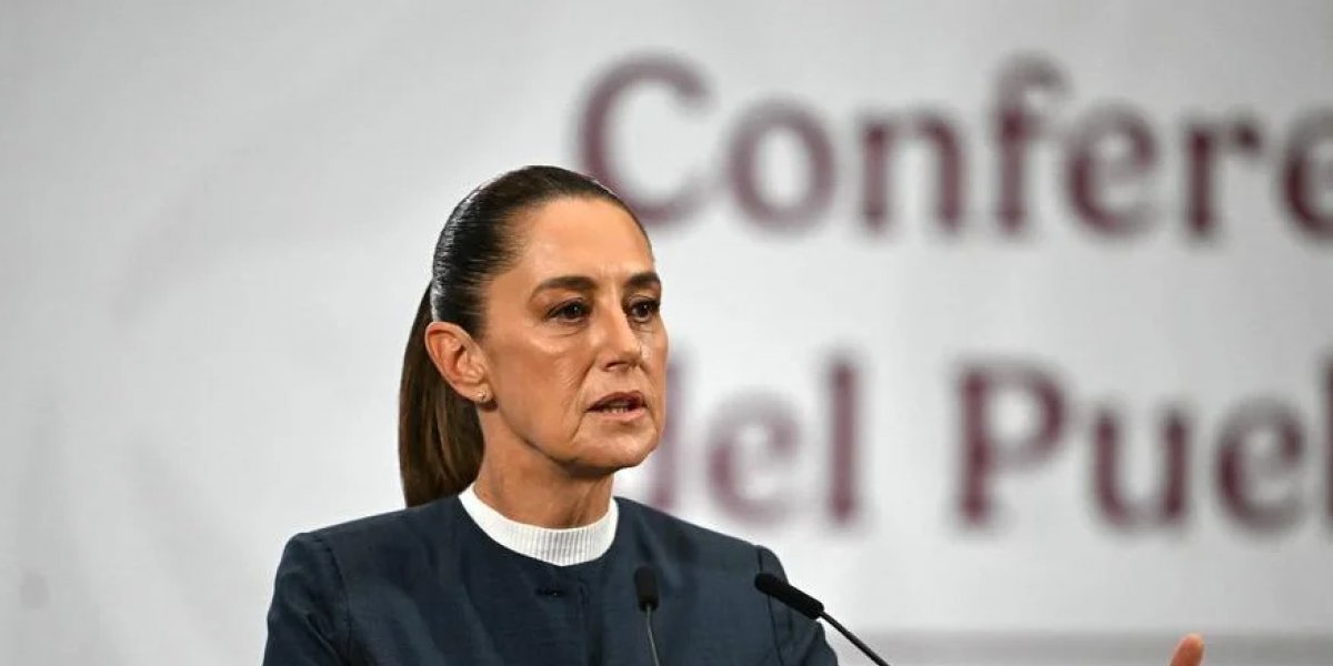 Presidente do México é assediada em evento e agressor é detido