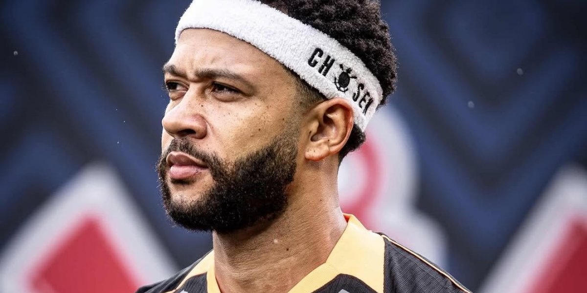 Despejado? Corinthians quer que Memphis Depay se mude para residência de menor custo