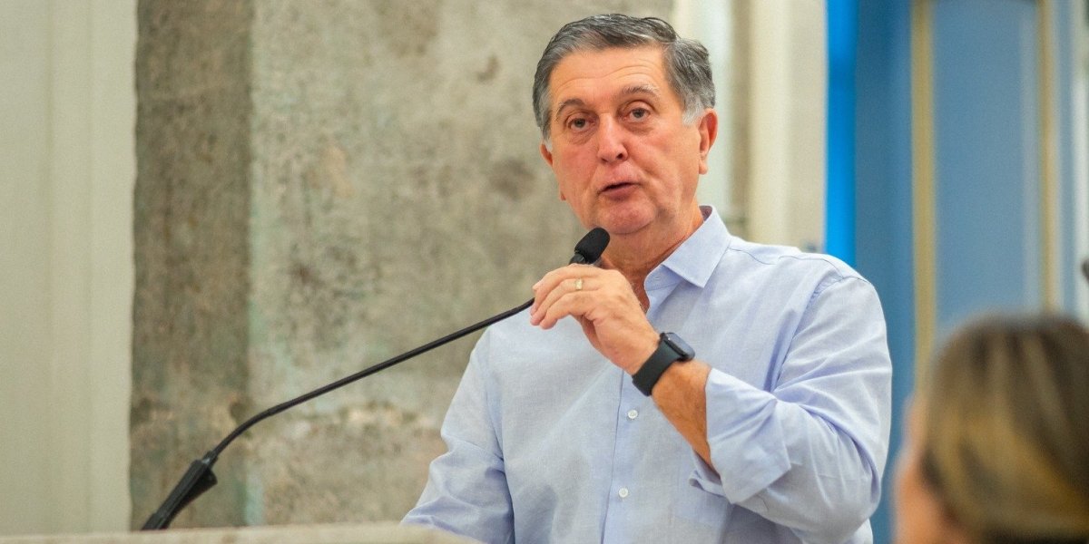 "Quem chega sem emprego, a gente dá a passagem de volta, diz prefeito de Florianópolis em vídeo polêmico