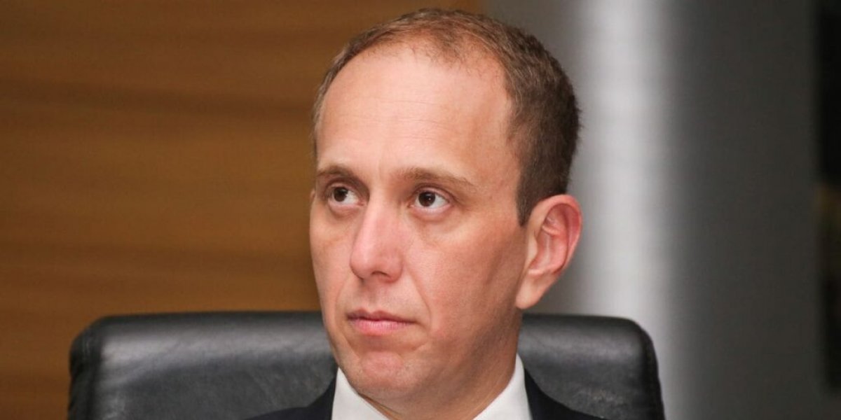 Prefeito de Sorocaba, Rodrigo Manga, é afastado do cargo