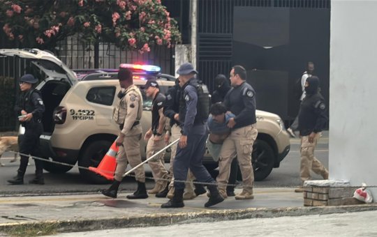 Polícia Civil prende homem suspeito de usar cães para atacar pessoas no bairro da Graça, em Salvador