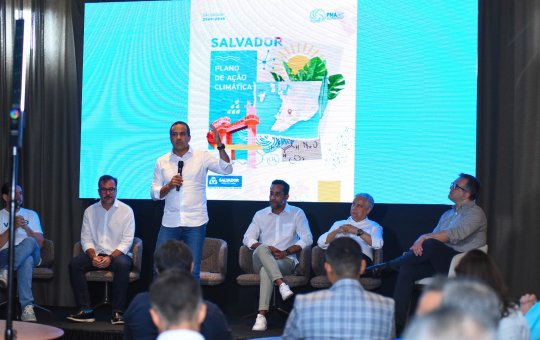 Bruno Reis anuncia pacto para valorizar trabalhadores informais no Carnaval