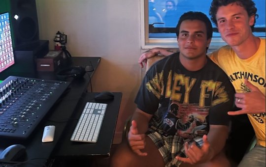 Vem parceria? Marcelo Sangalo e Shawn Mendes aparecem juntos em estúdio de gravação