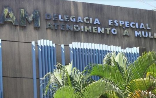 Jovem de 18 anos é estuprada durante viagem de moto por aplicativo em Salvador