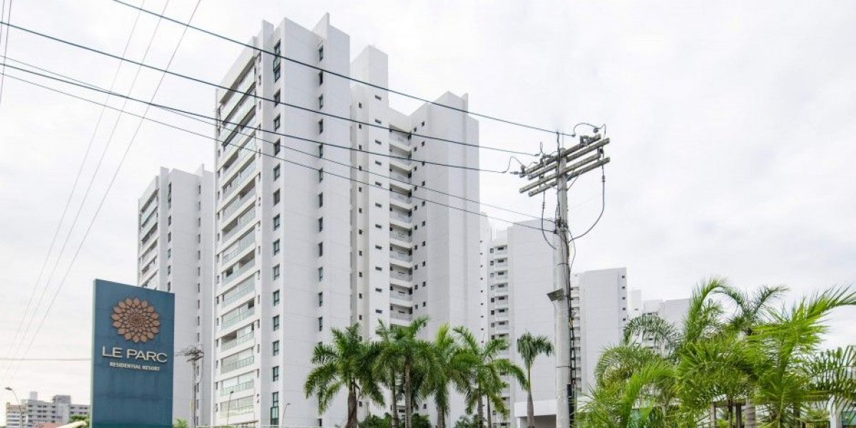 Veículo elétrico de luxo é furtado dentro de condomínio de alto padrão em Salvador