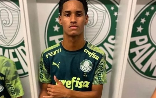Jogador com passagem por Bahia e Palmeiras é morto a tiros em Itapuã