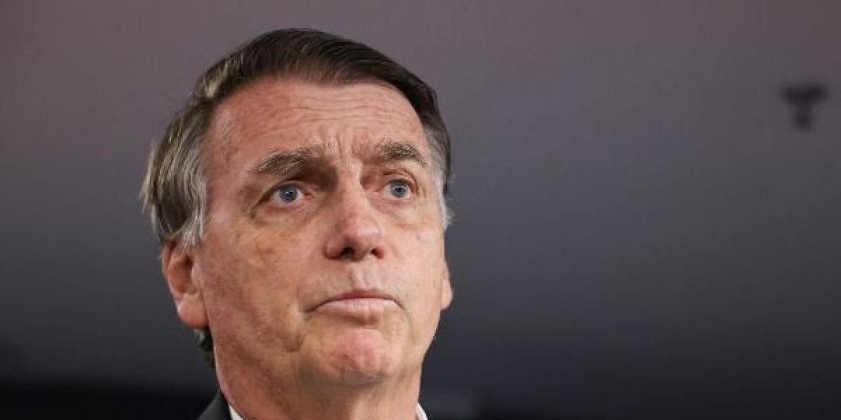 Alexandre de Moraes autoriza lista de visitantes para Bolsonaro; veja