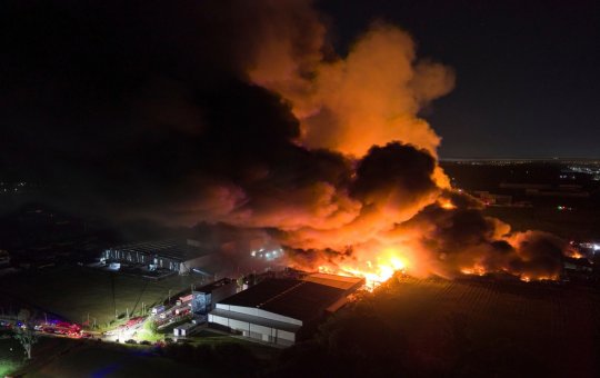 Explosões em área industrial na Argentina causam incêndio e deixam mais de 20 feridos