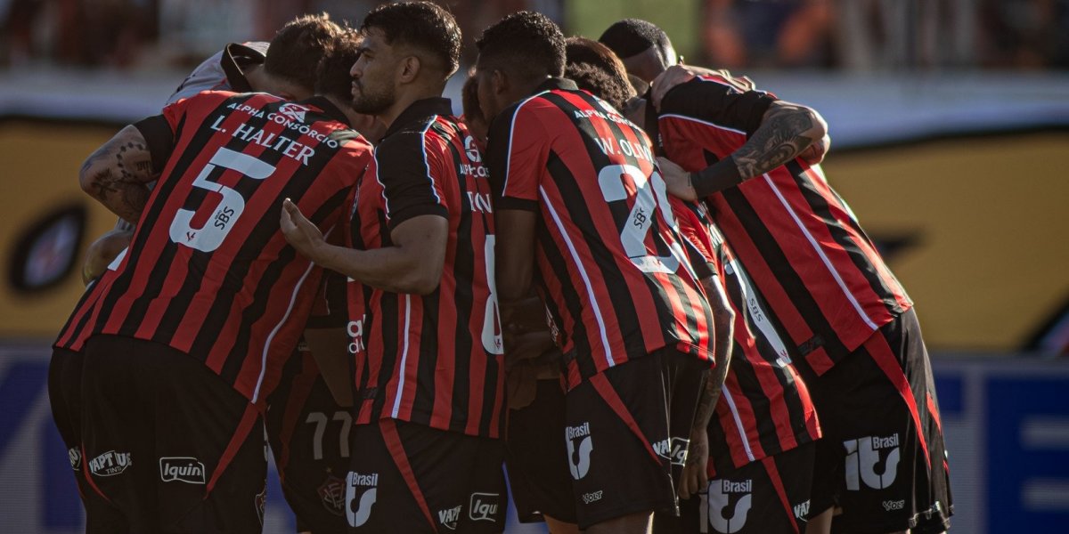 Após triunfo do Santos diante do Palmeiras, Vitória volta para a zona de rebaixamento