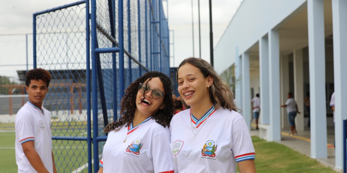 Renovação de matrícula para 2026 está aberta para estudantes da rede estadual da Bahia; confira o prazo