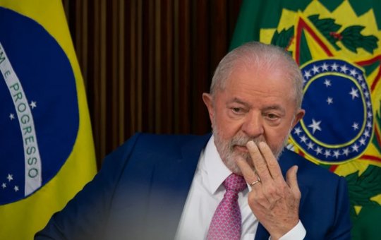 Lula fecha acordo para que ministros do Centrão deixem cargos só em abril de 2026