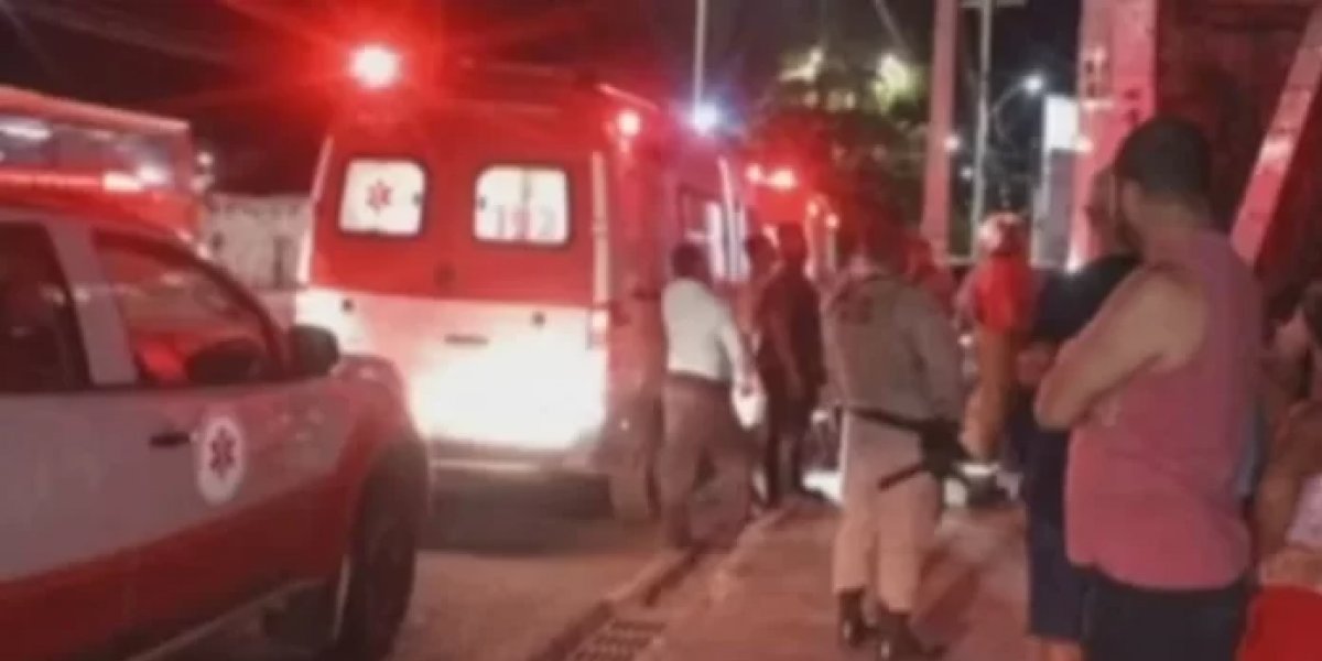 Idoso morre após escada desabar dentro de residência em Periperi, em Salvador