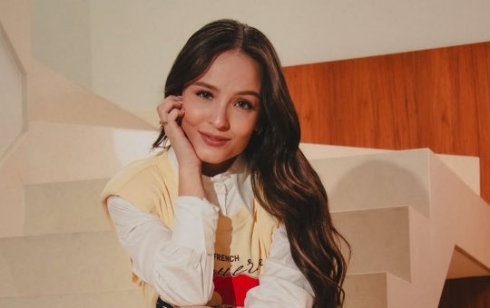 Larissa Manoela nega ter processado os pais e explica ação na Justiça