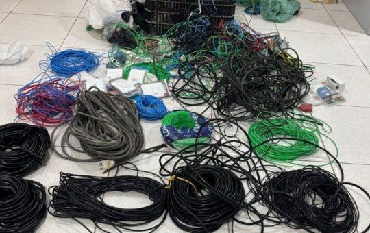 Polícia prende suspeito de furtar aproximadamente R$ 40 mil em fios de cobre em condomínio de Porto Seguro
