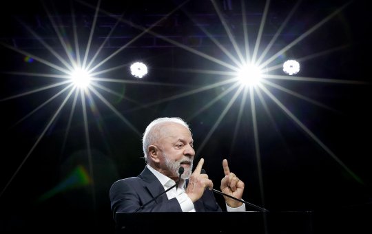 Lula se diz feliz com derrubada de parte do tarifaço por Trump: "Ninguém respeita quem não se respeita"