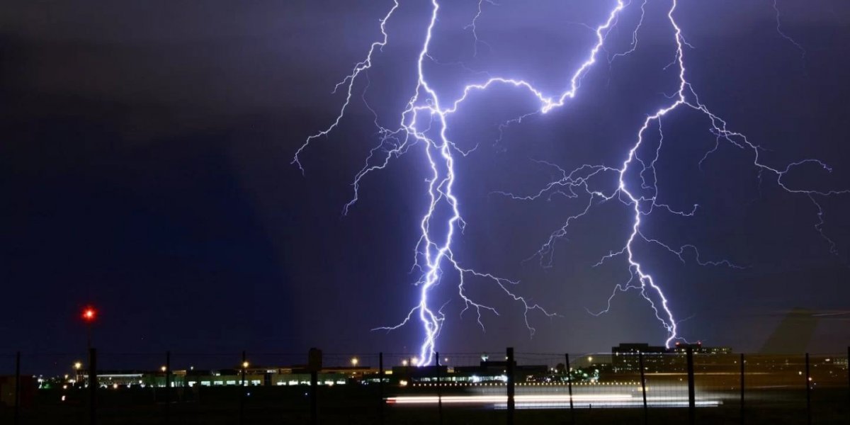 Mais de 90 mil raios são registrados na Bahia nas últimas 48 horas