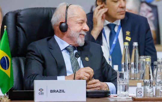 Após prisão de Bolsonaro, Lula dispara: "Todo mundo sabe o que ele fez"