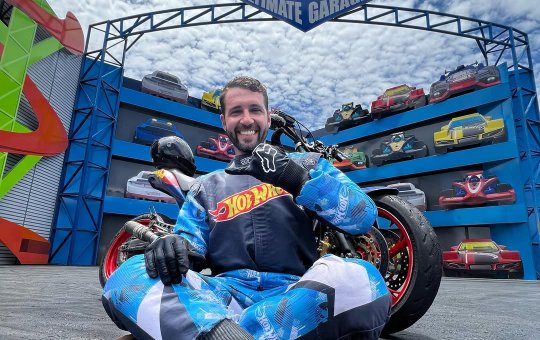 Piloto de manobras radicais do Beto Carrero World morre em acidente