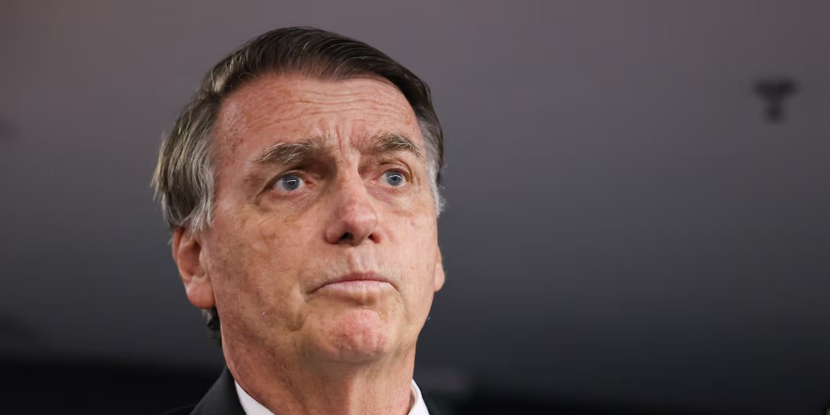 STF forma maioria e mantém prisão preventiva de Jair Bolsonaro