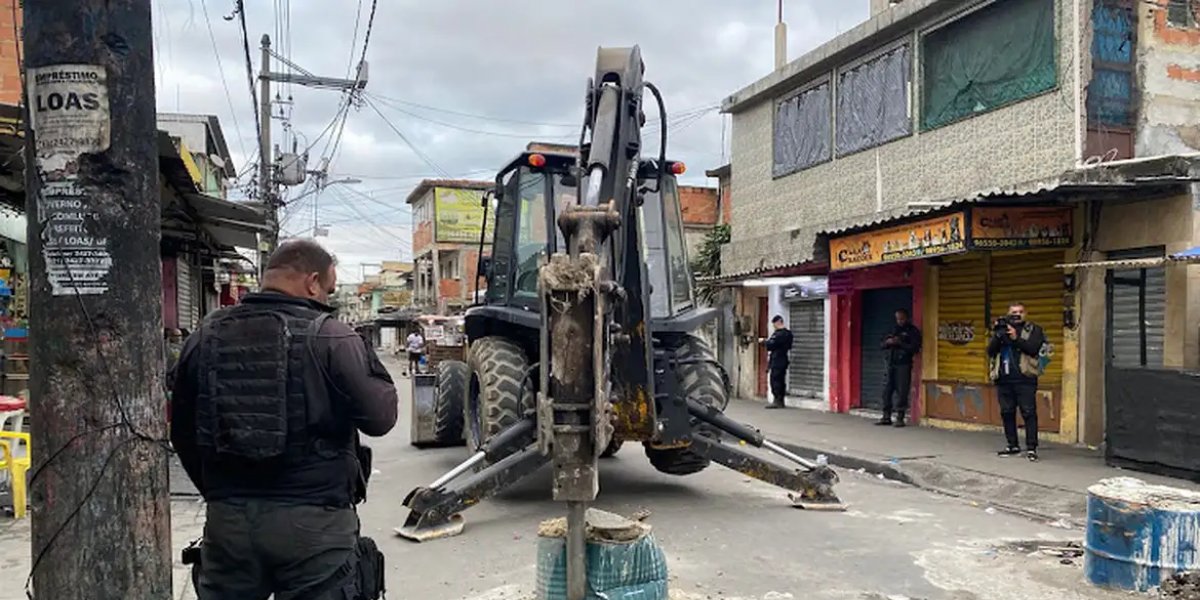 Senado aprova projeto que criminaliza bloqueio de ruas com barricadas para prática de crimes