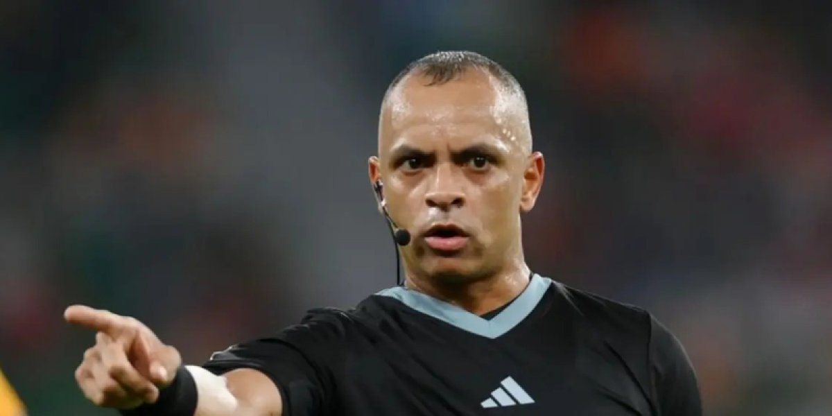 Wilton Pereira Sampaio será o árbitro de Vitória x Mirassol no sábado (29)