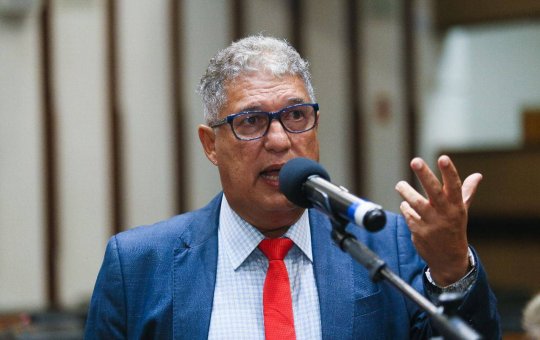 Rosemberg Pinto, líder do governo na Assembleia Legislativa, se envolve em acidente no interior da Bahia