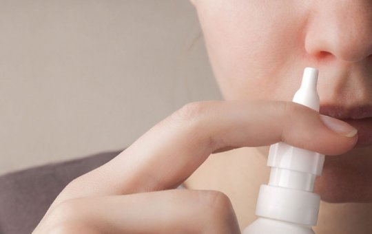 Descongestionantes nasais viciam? Veja os problemas do uso excessivo desse tipo de medicamento