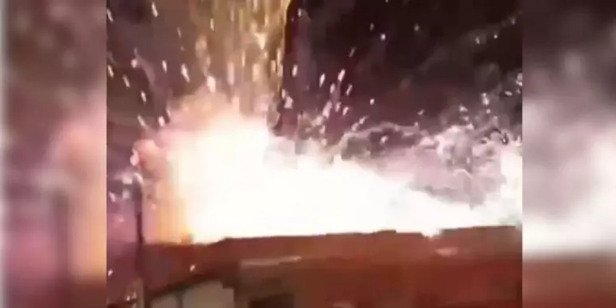 Explosão dos fogos de artifício