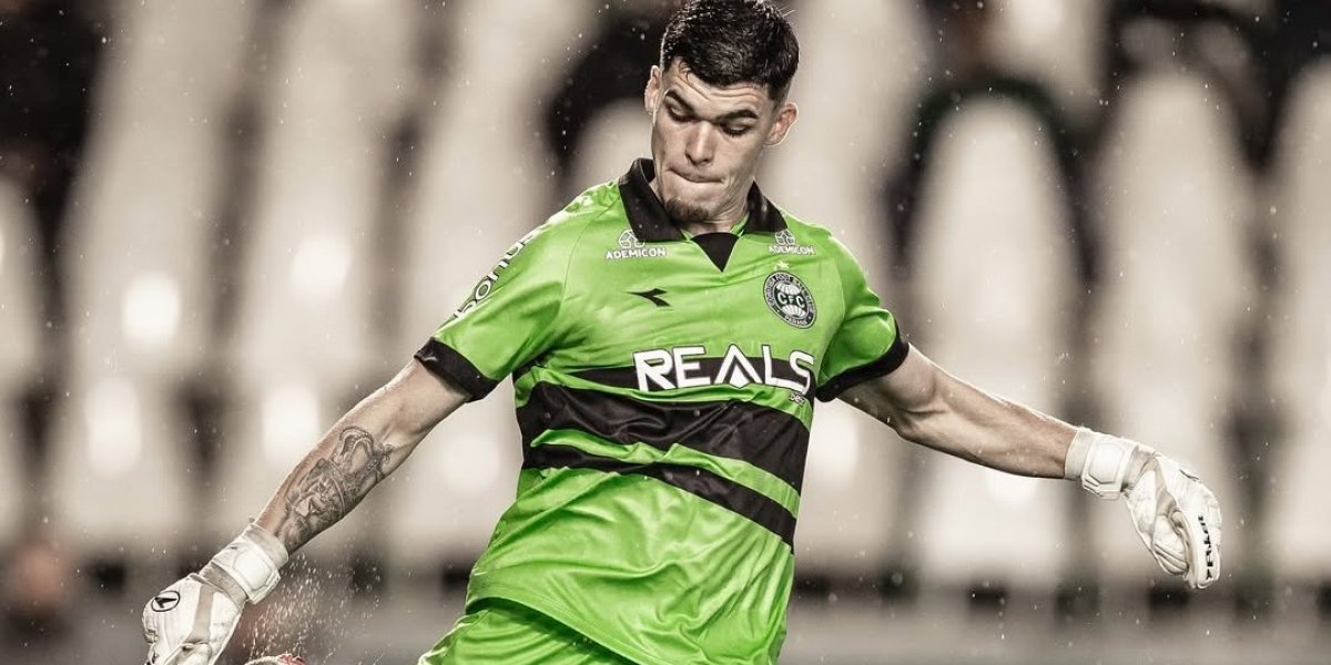 Bahia analisa jovem goleiro campeão da série B para 2026