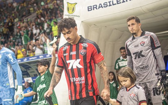 Dois jogadores do Vitória aparecem na seleção da rodada do Brasileirão