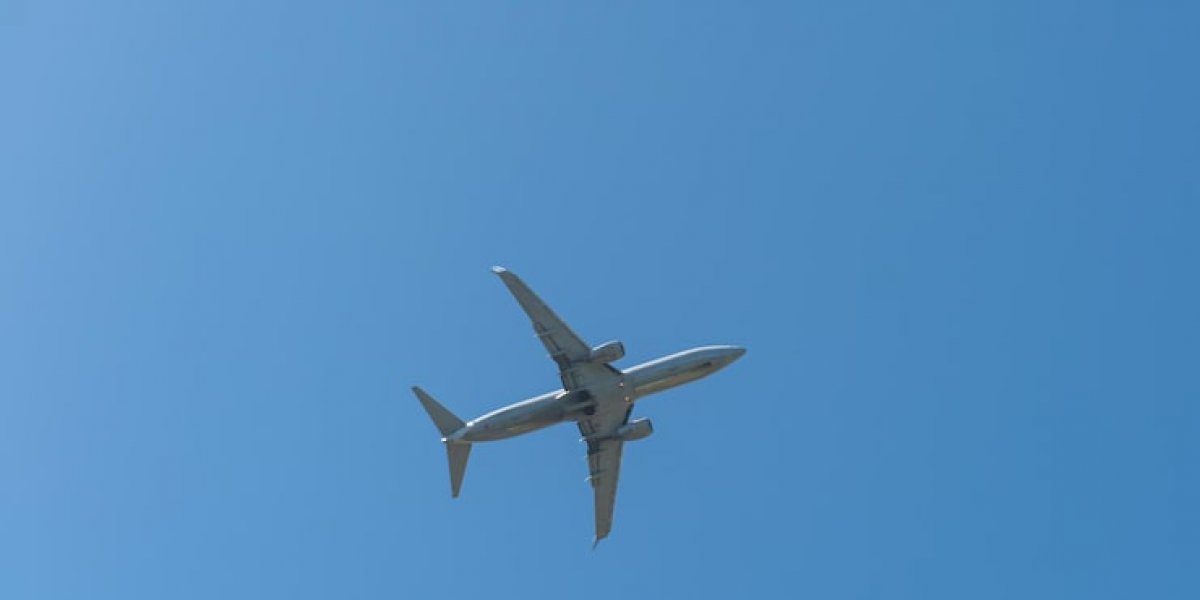 Nova norma da Anac vai punir passageiros indisciplinados em voos